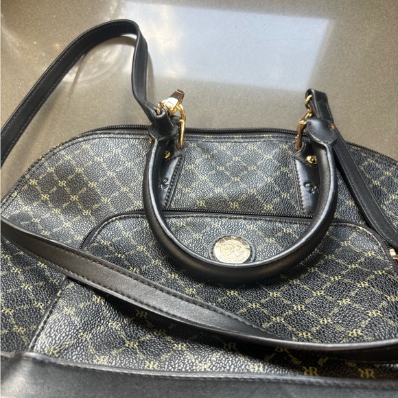 Rioni satchel EUC - Picture 7 of 8